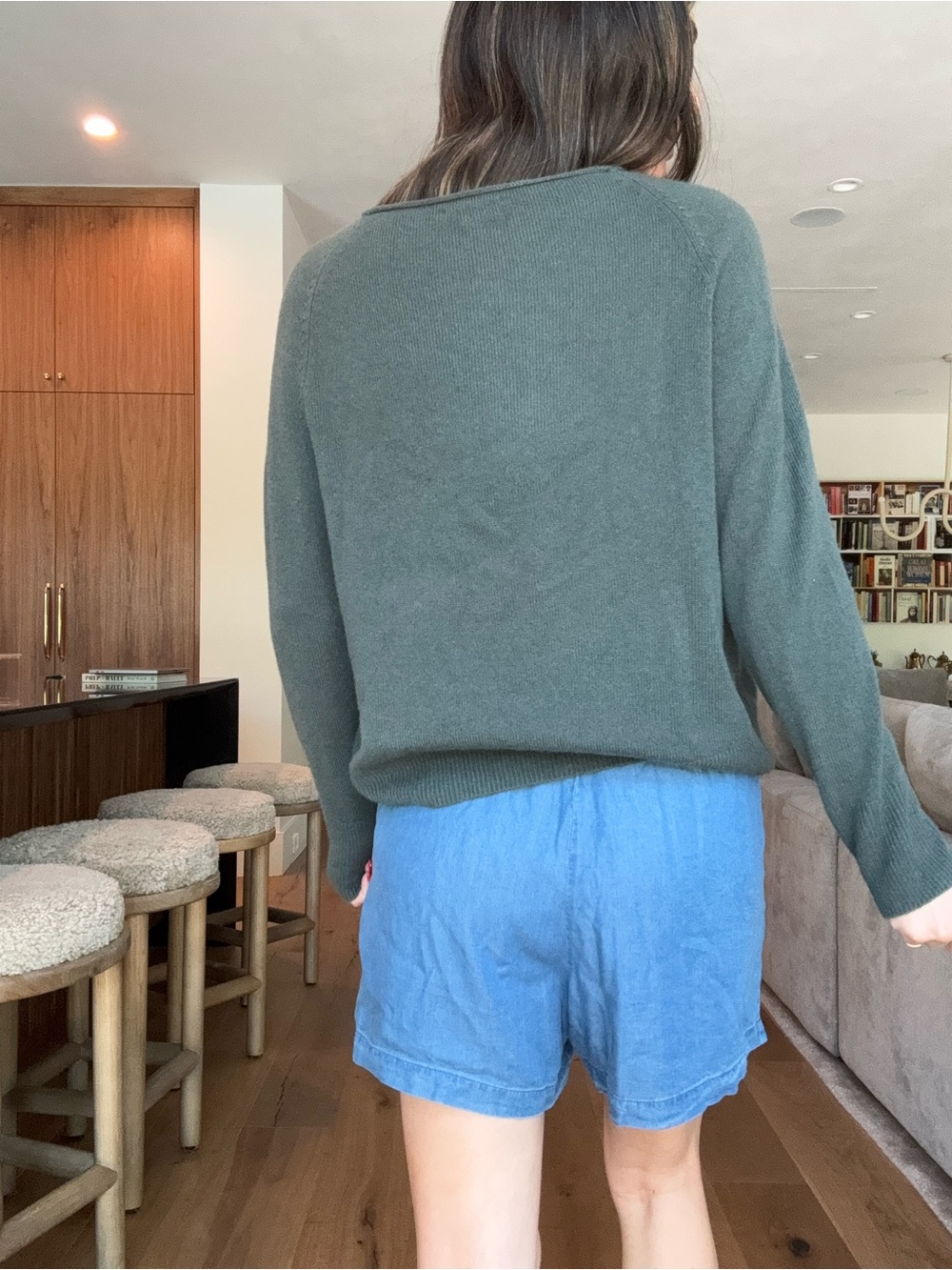 Quince Olive Green Mongolian Cashmere Sweater - Picture 2 of 3